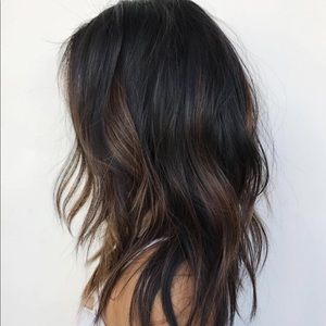 Meet your Posher, Charnell